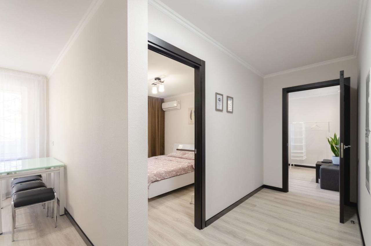 Artal Apartment On Obolonskaya Square 1 Kiev Exterior foto